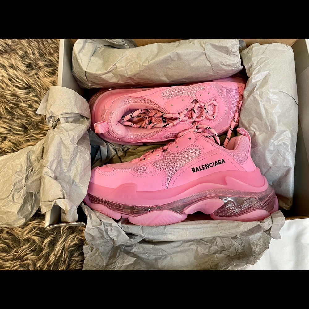 BALENCIAGA TRIPLE S PINK SIZE 8